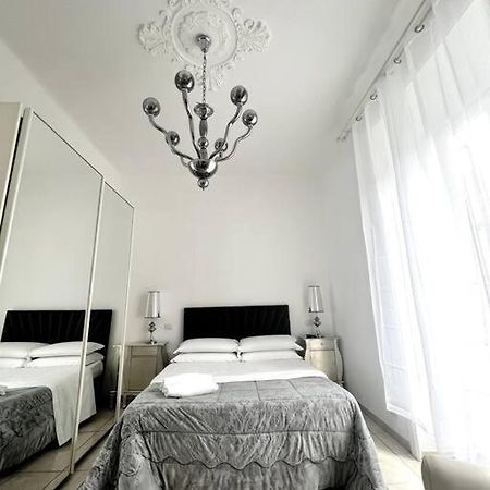 Hotel Virginia Apartaments - Stazione Termini Roma Exterior foto