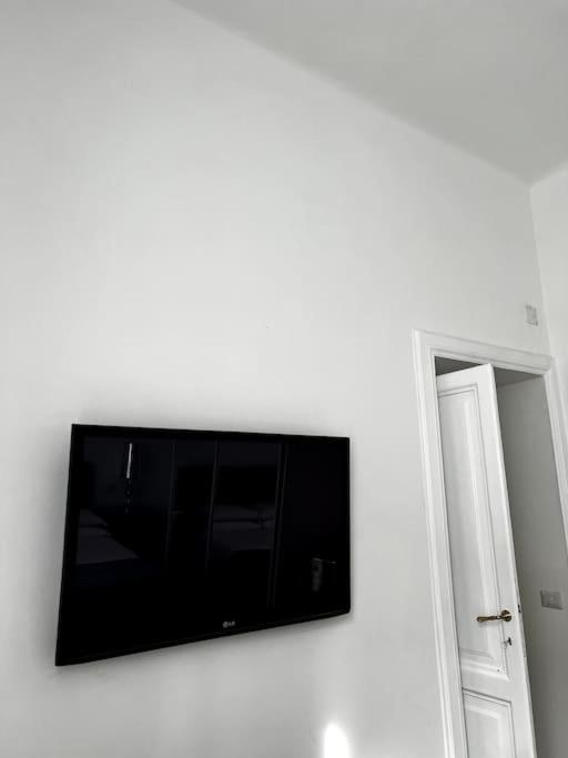 Hotel Virginia Apartaments - Stazione Termini Roma Exterior foto
